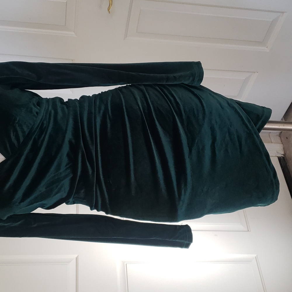 Emerald Green Velvet Ruched Tulip Wrap Dress Long Sleeve S - Picture 7 of 14